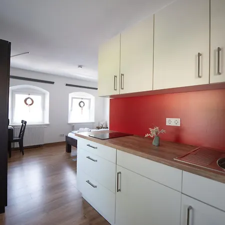 Koenigswirt Historischer Landgasthof Apartamento *